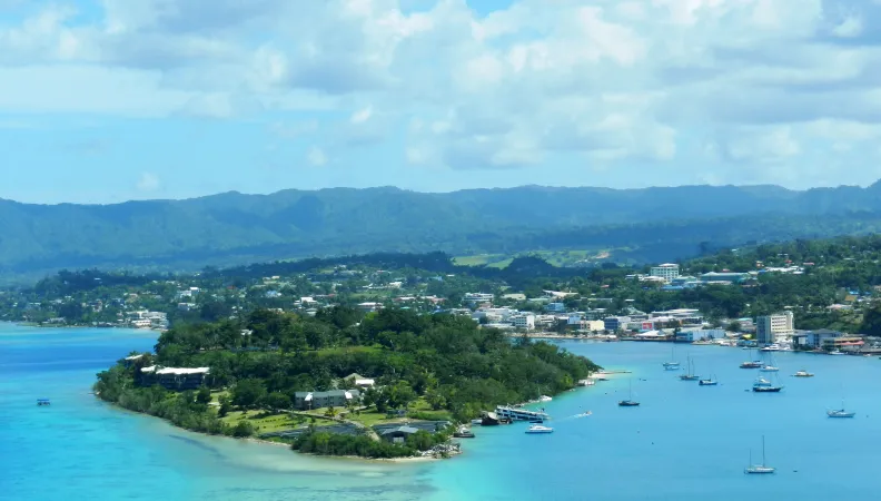 Vanuatu, Île centre baie Port-Vila