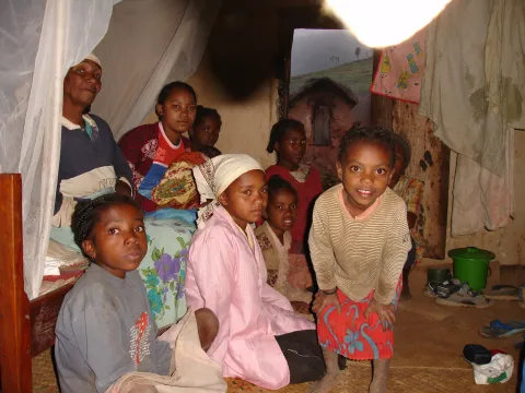 Un groupe d'enfants à Madagascar